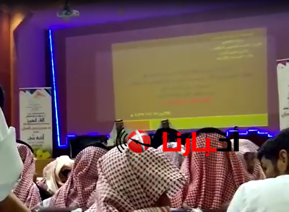 طالب يحرج مدير تعليم الطائف